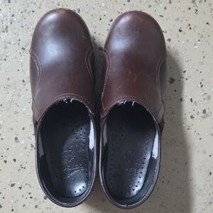 Dansko Women's Brown Leather Slip-On Loafers